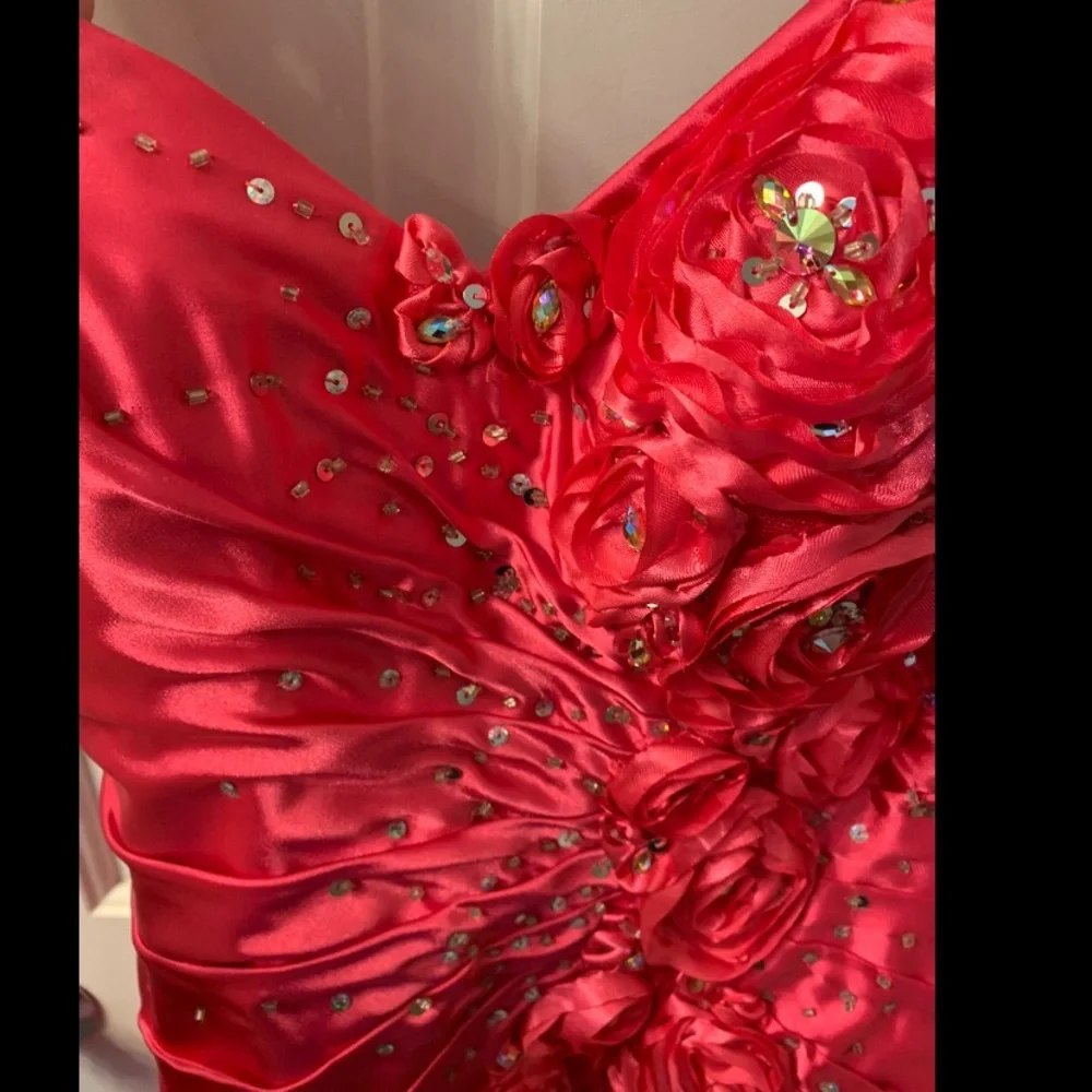 Size 10 Hot Pink Tony Bowls One Shoulder Floral Cocktail Dress (fits like an 8) - Picture 10 of 13